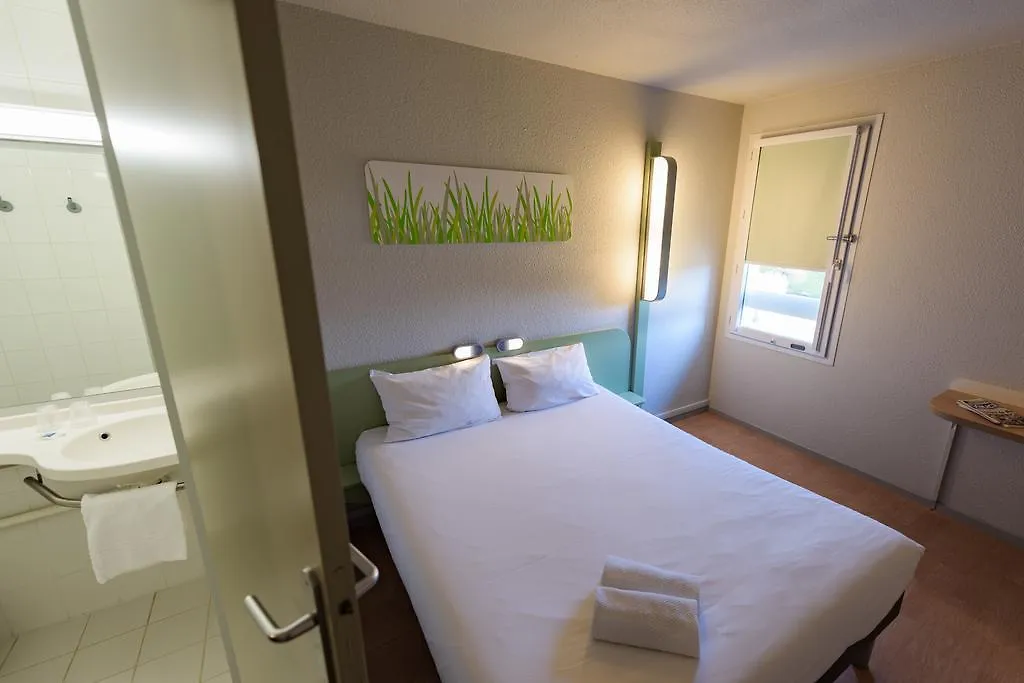 Ibis Budget Bollene Hotel 2*,  France