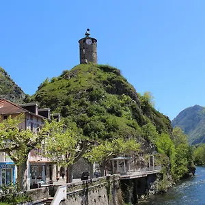https://hotel-confort-tarascon-sur-ariege.midi-pyreneeshotels.com
